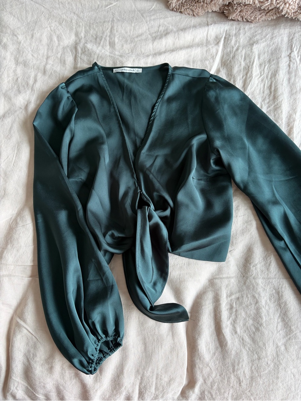 Abercrombie & Fitch Satin Tie-Front Crop Top